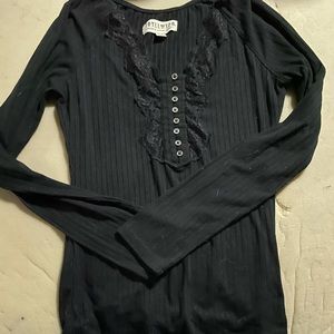 Women’s small black long sleeve  IDYLLWIND SHIRT